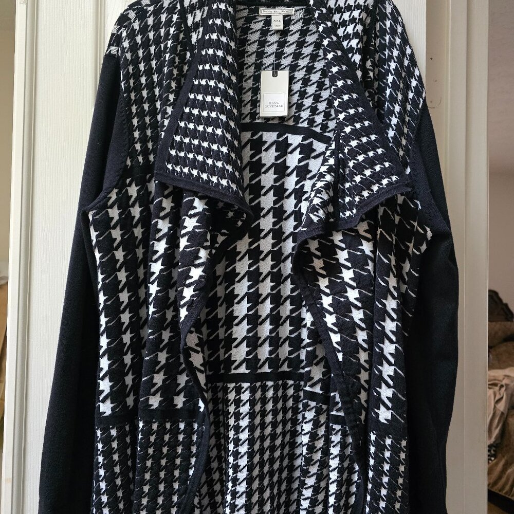 Dana Buchman Black/White Houndstooth Jacquard Sweater
